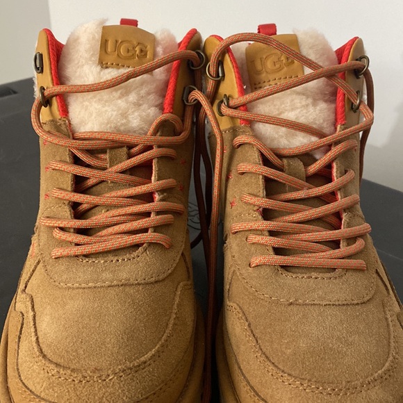 UGG HIGHLAND HERITAGE BOOT. BRAND NEW - Picture 5 of 5